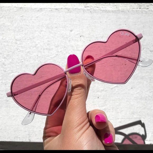 Heart quay sunglasses - Picture 3 of 3